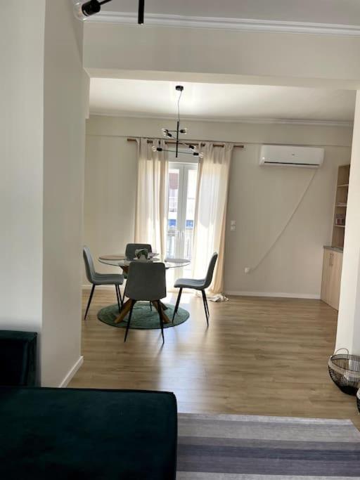 Luxury Penthouse In Pagrati Apartman Athén Kültér fotó