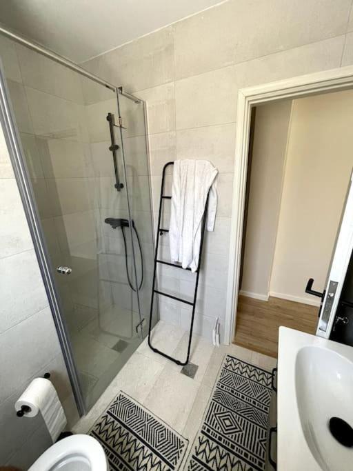 Luxury Penthouse In Pagrati Apartman Athén Kültér fotó