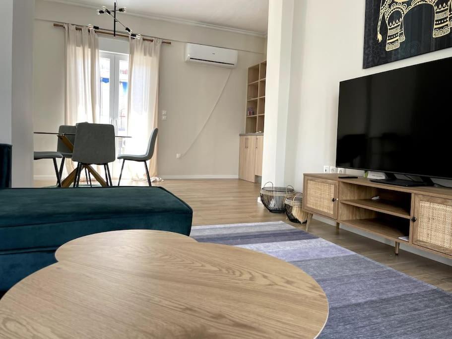 Luxury Penthouse In Pagrati Apartman Athén Kültér fotó